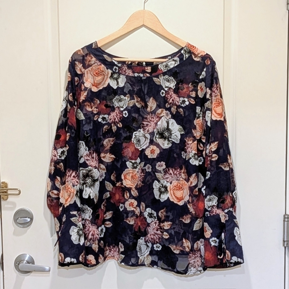 EUC Lord & Taylor 1X Navy Blue Sheer Keyhole Back Blouse with Floral Appliques - Picture 1 of 5